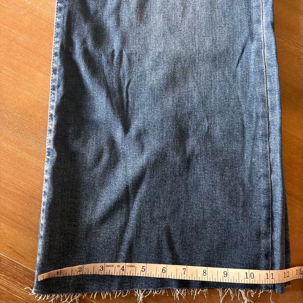 Kut from the Kloth Meg High Rise Fab Ab Ankle Wide Leg Raw Hem, Med Wash, Sz 14 - Picture 11 of 13